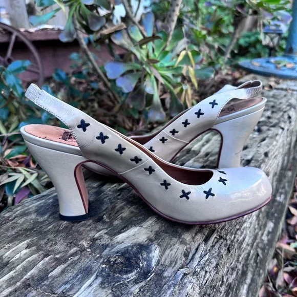 John Fluevog 8.5 M Prodigy Taupe Patent Leather Slingback Pumps Shoes Peru - Picture 5 of 14